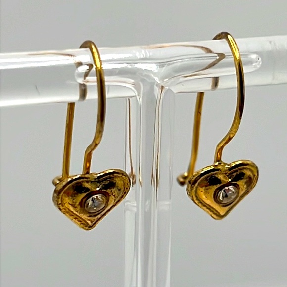 Gold & Center Rhinestone Vintage Heart Earrings. - Picture 2 of 2